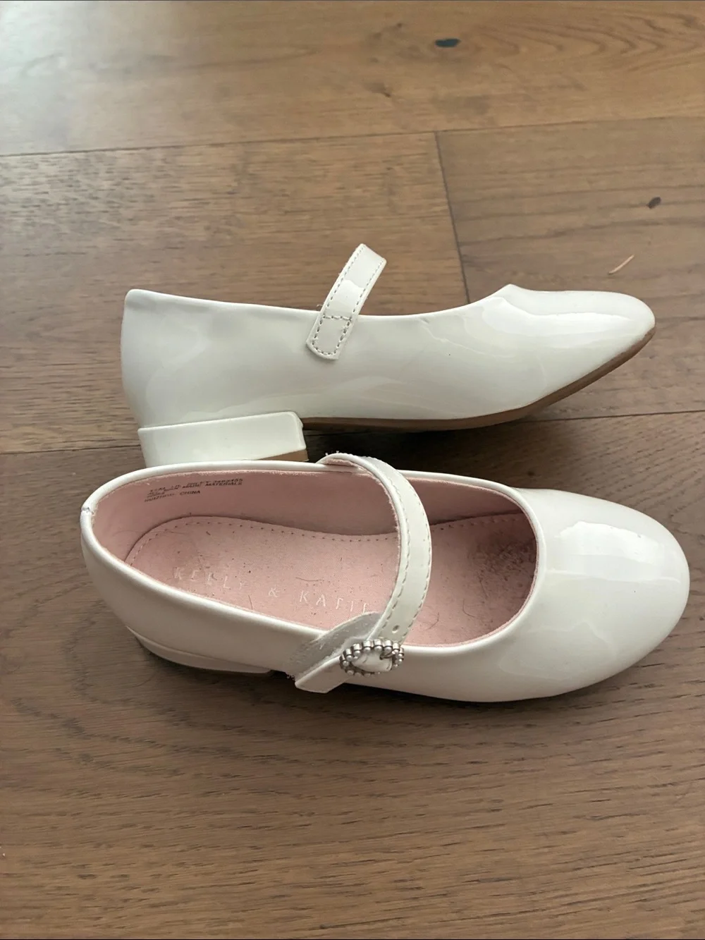 Kelly & Katie White Patent Mary Jane Dress Shoes with Pink Lining